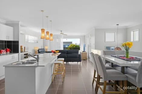 Property photo of 19 Douro Road Wellington Point QLD 4160