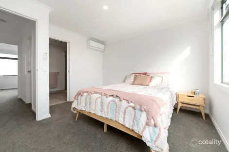 Property photo of 4/12 William Street Cranbourne VIC 3977