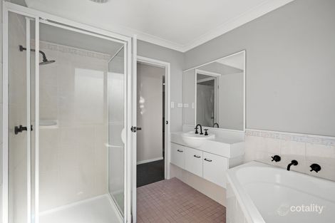 Property photo of 7 Merideth Place Green Point NSW 2251