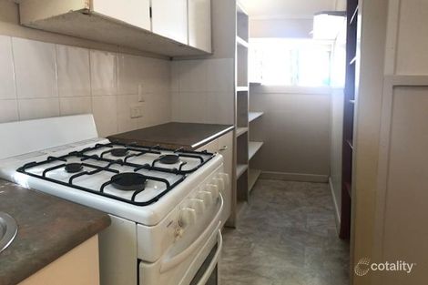 46 Barrinia St, Manly, QLD 4179