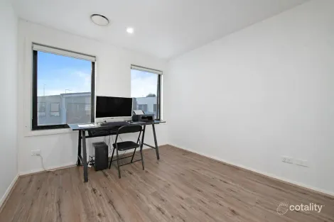 Property photo of 36 Luckman Glade Marsden Park NSW 2765
