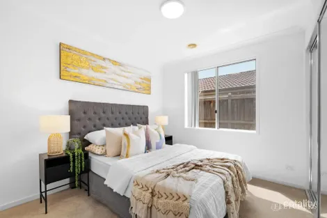 Property photo of 19 Blackledge Drive Cranbourne East VIC 3977