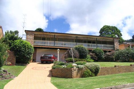 4 Jennifer Cres, Thirroul, NSW 2515