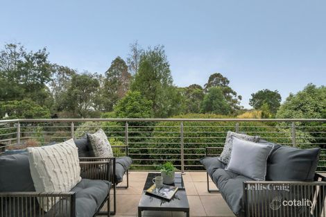 Property photo of 10 Rangeview Road Lower Plenty VIC 3093