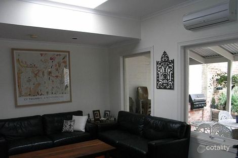 Property photo of 16 Lambert Road Toorak VIC 3142