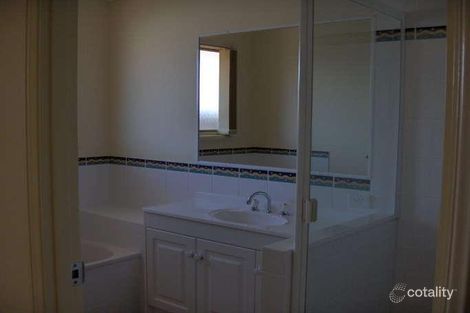 Property photo of 6 Spinnaker Circuit Redland Bay QLD 4165