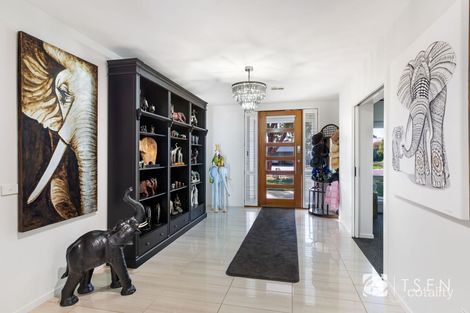 Property photo of 12 Arlington Court Maiden Gully VIC 3551