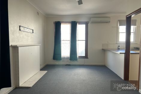 Property photo of 28 Batchelor Crescent Wangaratta VIC 3677