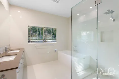 Property photo of 30 Enkleman Road Yatala QLD 4207