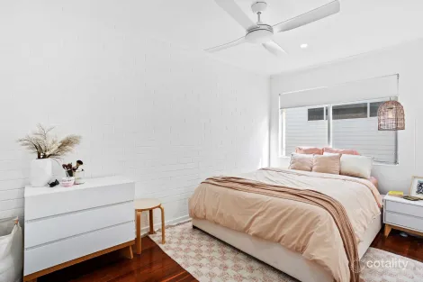 Property photo of 2/18 Peerless Avenue Mermaid Beach QLD 4218
