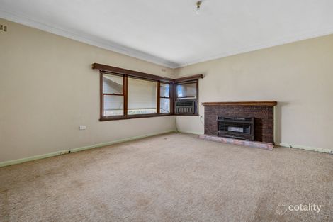 Property photo of 81 Walmer Avenue St Albans VIC 3021