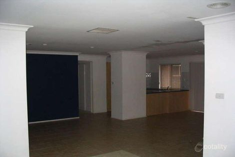 Property photo of 17 Ruthven Close Hillside VIC 3037