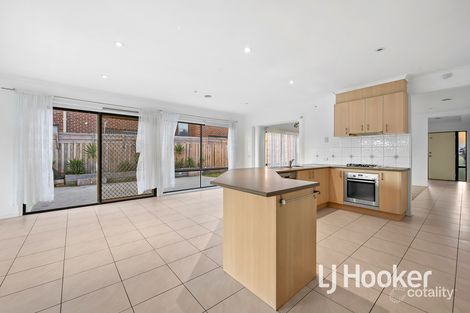 Property photo of 13 Oakland Drive Hampton Park VIC 3976