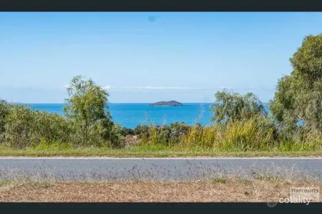 2-4 Hawke St, Emu Park, QLD 4710