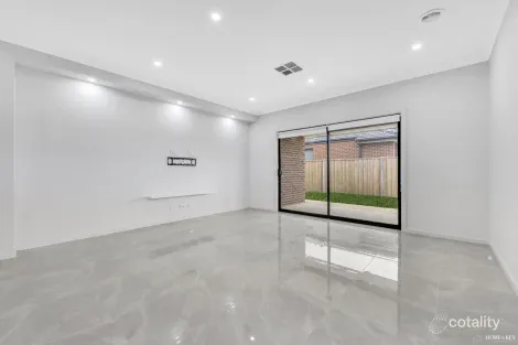 Property photo of 8 Dingo Road Beveridge VIC 3753