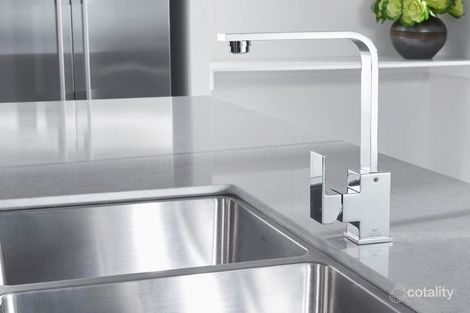 Property photo of 12 Parkland Avenue Arundel QLD 4214