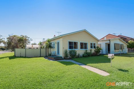 60 Lakeview Pde, Pelican, NSW 2281