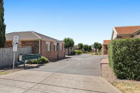 22/12-32 Pecks Rd, Sydenham, VIC 3037