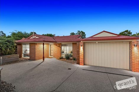 Property photo of 11 Allira Close Berwick VIC 3806