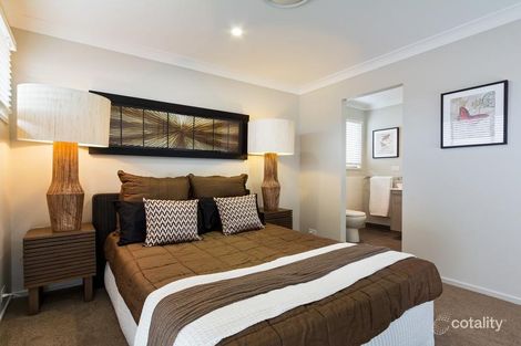 Property photo of 12 Parkland Avenue Arundel QLD 4214