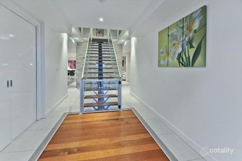 Property photo of 10 Windsor Court Hillside VIC 3037