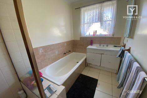 Property photo of 8 Middlesex Crescent Shepparton VIC 3630