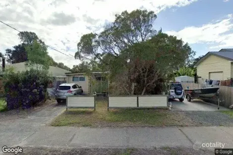 3 Sandpiper St, Beachmere, QLD 4510