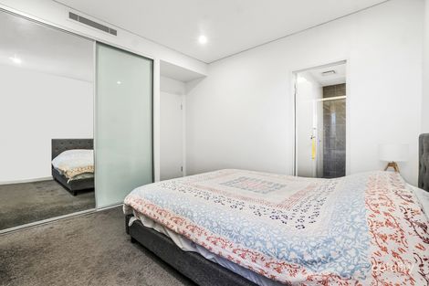 Property photo of 305/124 Best Road Seven Hills NSW 2147