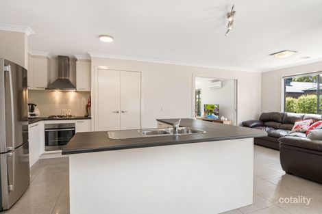 Property photo of 11 Bluebell Avenue Epsom VIC 3551