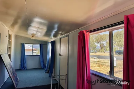 Property photo of 84 Border Street Wallangarra QLD 4383