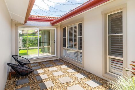 Property photo of 2039 Carlton Drive Hope Island QLD 4212