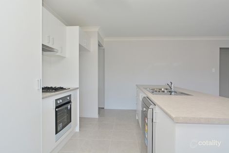 Property photo of 8 Honeymyrtle Street Thornton NSW 2322
