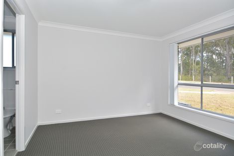 Property photo of 8 Honeymyrtle Street Thornton NSW 2322
