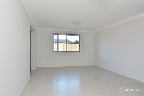 Property photo of 8 Honeymyrtle Street Thornton NSW 2322