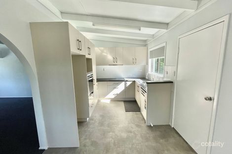 Property photo of 4 Pitceathly Street Bundamba QLD 4304