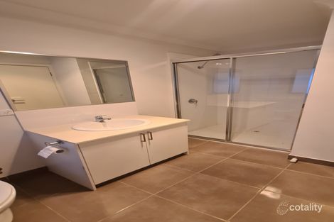 Property photo of 74 Eaststone Avenue Wollert VIC 3750