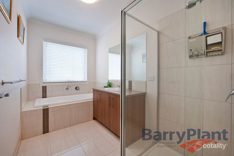 Property photo of 37 Dunkirk Drive Point Cook VIC 3030