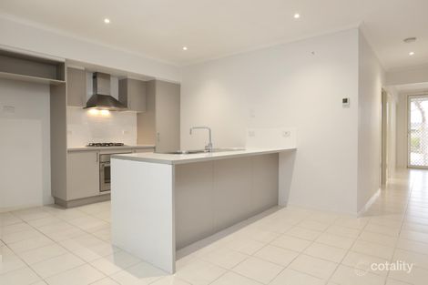 Property photo of 3 Wooling Lane Caroline Springs VIC 3023