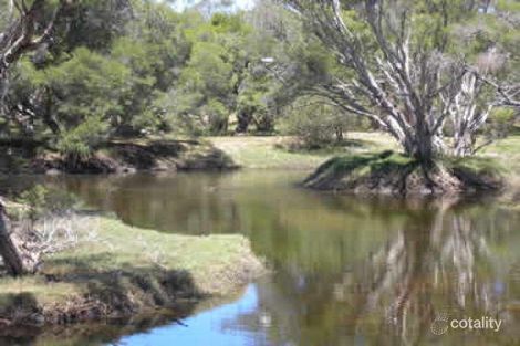 323 Lakes Rd, Parklands, WA 6180