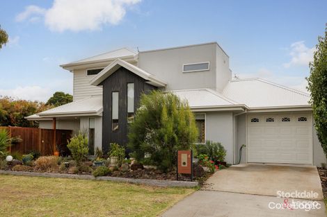 Property photo of 4 Wattle Close Cowes VIC 3922