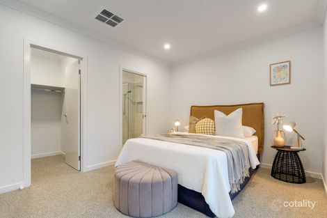 Property photo of 11 Heron Drive Mickleham VIC 3064