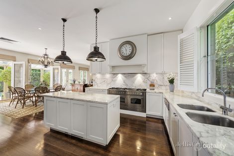 Property photo of 1 Parkside Avenue Deepdene VIC 3103