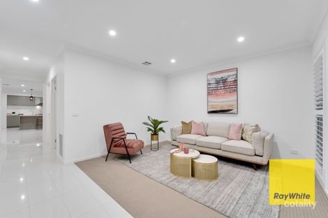 Property photo of 19 Swainson Close Tarneit VIC 3029