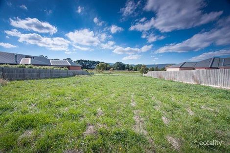 54 Chessy Park Dr, New Gisborne, VIC 3438