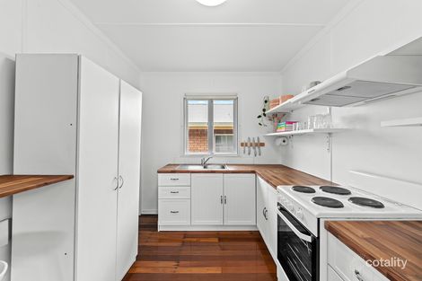 Property photo of 14A Clare Avenue Wynnum West QLD 4178