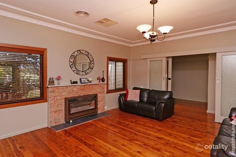 Property photo of 7 Mathoura Avenue Mount Austin NSW 2650