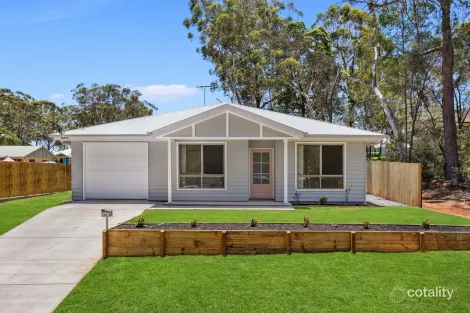 33 Bradman St, Russell Island, QLD 4184