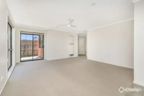 Property photo of 2/129 Carrum Woods Drive Carrum Downs VIC 3201