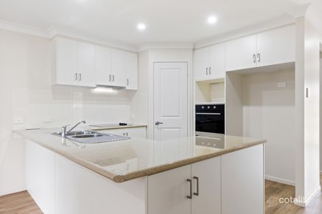 Property photo of 1/16 Whitefield Street Glenvale QLD 4350