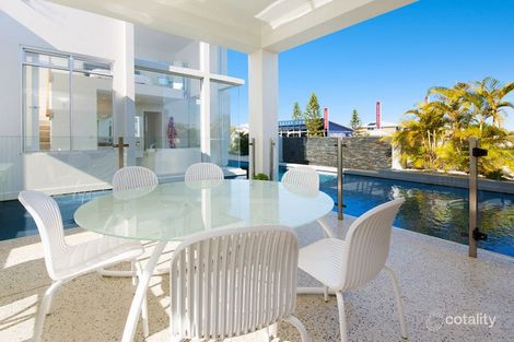 Property photo of 2 Hartley Crescent Pelican Waters QLD 4551